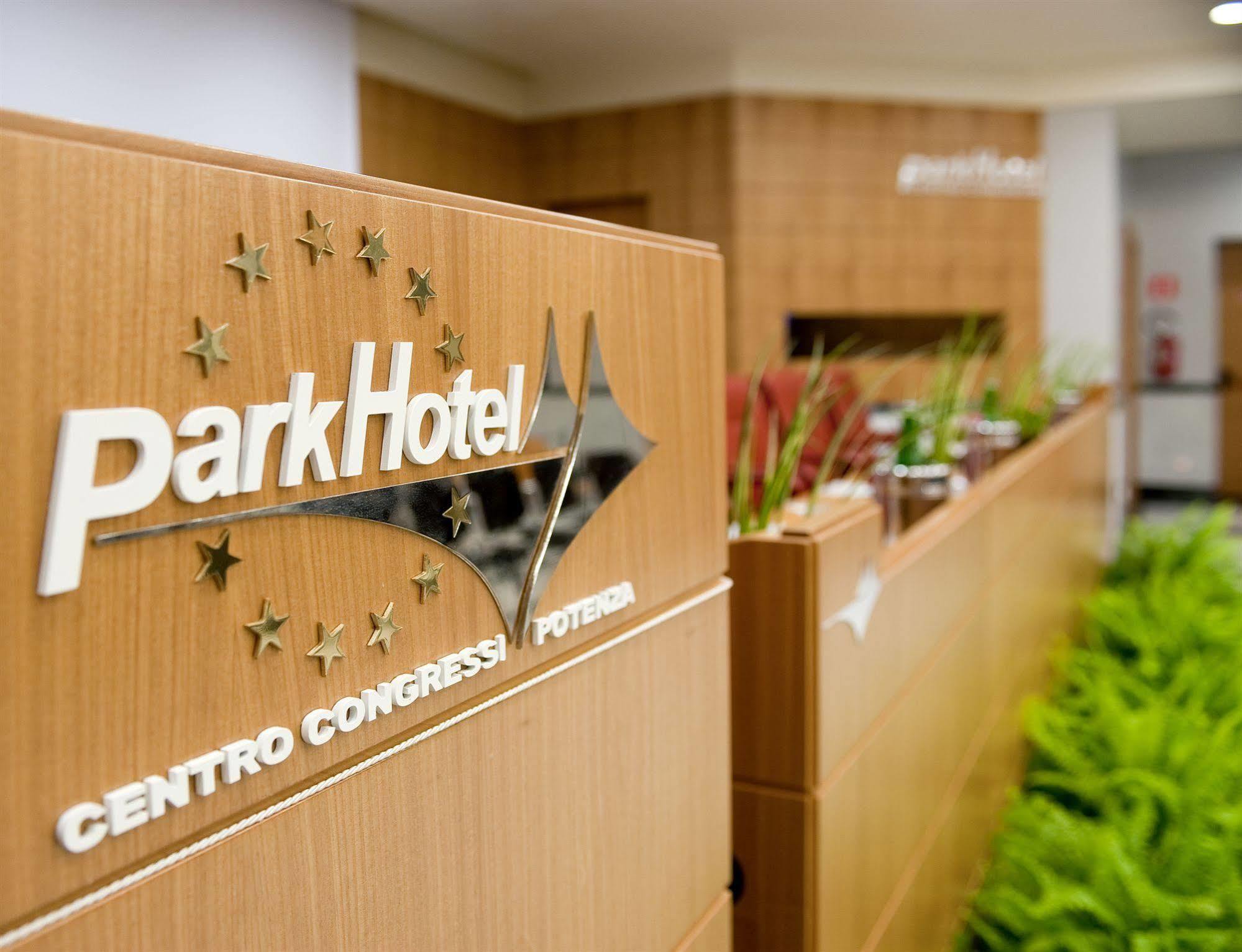 Park Hotel Centro Congressi بوتنزا المظهر الخارجي الصورة
